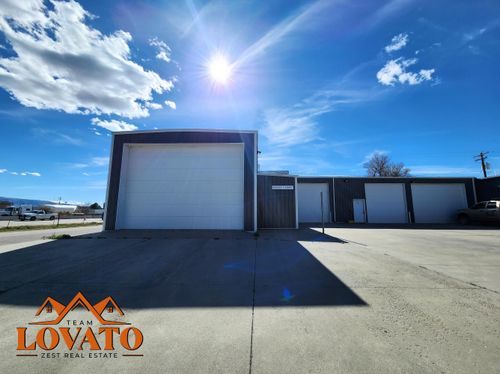 648 E F St, CASPER, WY, 82601-1401 | Card Image