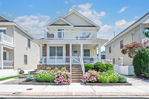 109 N Douglas Ave, MARGATE CITY, NJ, 08402-1923 | Card Image