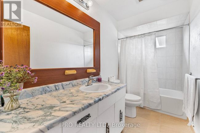 433457 S 4th Line S, Home with 6 bedrooms, 3 bathrooms and 24 parking in Amaranth ON | Image 20