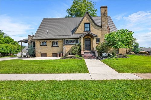 593 Dewey Ave, Cadiz, OH, 43907-1013 | Card Image