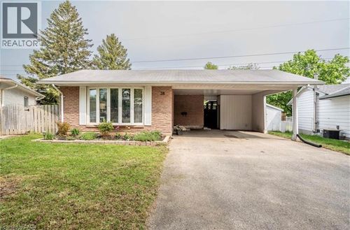 upper-38 Jay Crt, Kitchener, ON, N2E1P8 | Card Image