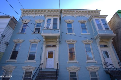 23-2123 Watervliet Ave, Albany, NY, 12206-3903 | Card Image