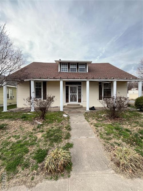 700 Carleton Ave, Caruthersville, MO, 63830-1548 | Card Image