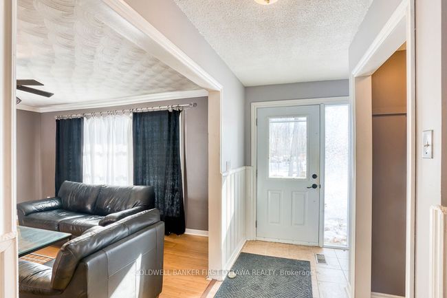 739 Scotch Corners Rd, House other with 3 bedrooms, 2 bathrooms and 8 parking in Carleton Place ON | Image 4