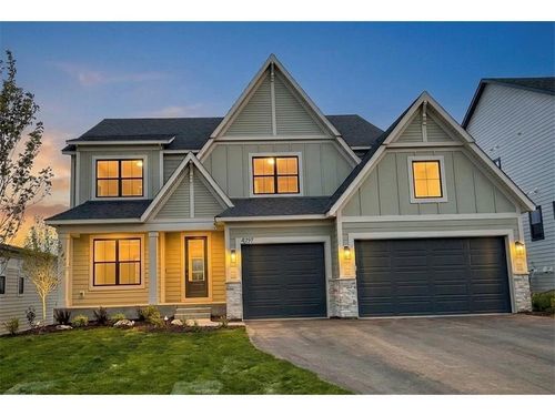 4097 Arbor Dr, Woodbury, MN, 55129-7582 | Card Image