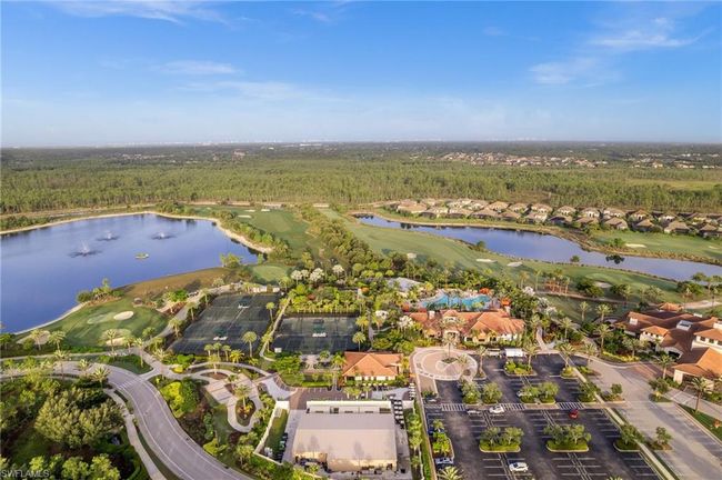 202 - 9366 Pocida Ct, Condo with 2 bedrooms, 2 bathrooms and 1 parking in Naples FL | Image 46