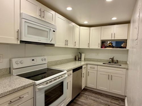 410-3000 Riomar St, Fort Lauderdale, FL, 33304-4200 | Card Image