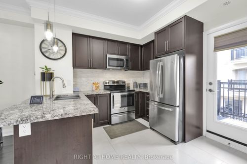 18-3077 Cawthra Rd, Mississauga, ON, L5A2X4 | Card Image