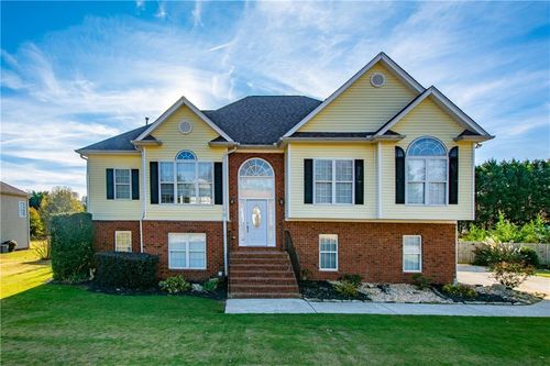 4927 Planters Way, Flowery Branch, GA, 30542-4626 | Card Image