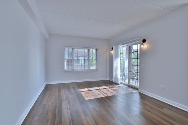 UNIT-201 - 210 N Addison Ave, Condo with 2 bedrooms, 2 bathrooms and 2 parking in Elmhurst IL | Image 20