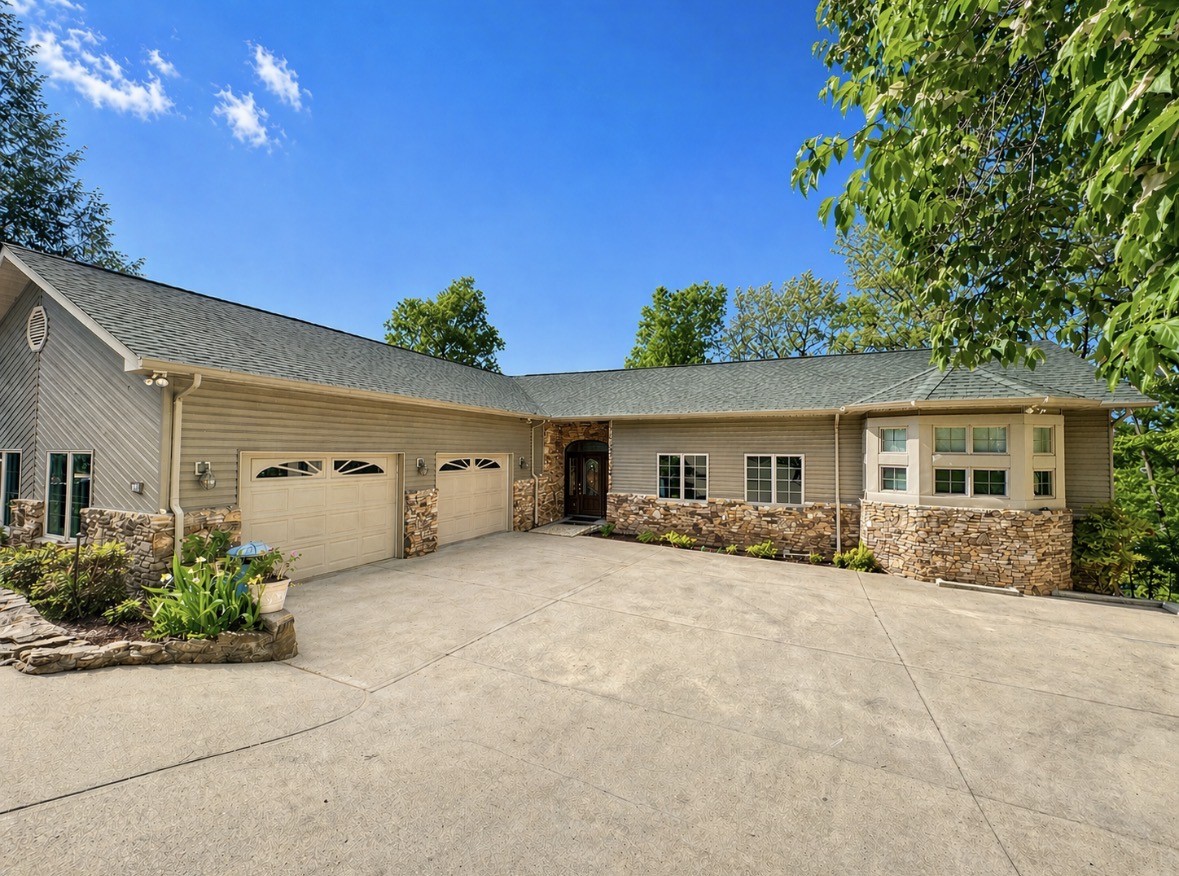 Residential in Crossville