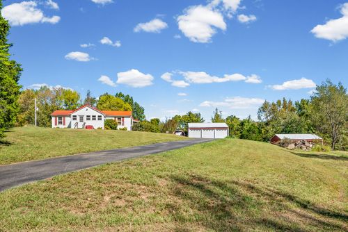 4245 Tarsus Rd, Palmyra, TN, 37142 | Card Image