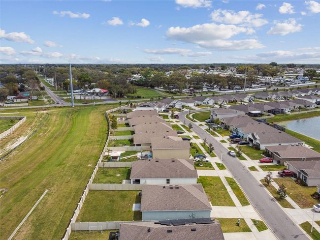 8034 Broad Pointe Dr, House other with 3 bedrooms, 2 bathrooms and null parking in ZEPHYRHILLS FL | Image 31