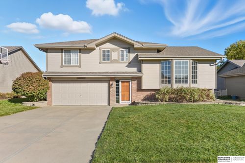 12611 S 218th Ave, Gretna, NE, 68028-5984 | Card Image