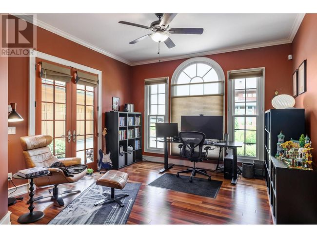 983 Westpoint Dr, House other with 4 bedrooms, 6 bathrooms and 2 parking in Kelowna BC | Image 17