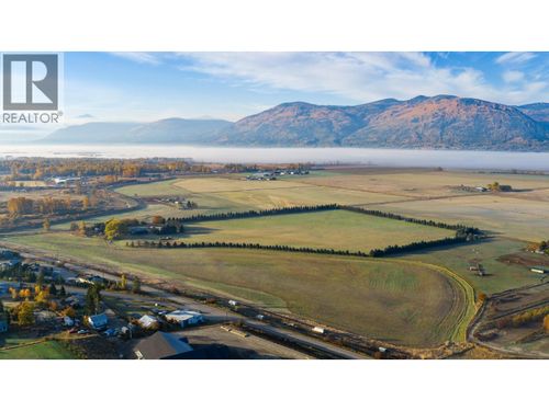 306 Kootenay River Road, Creston, BC, V0B1C1 | Card Image