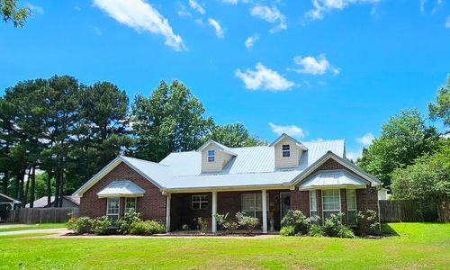406 Eastwood Cir, Walnut Ridge, AR, 72476-2026 | Card Image