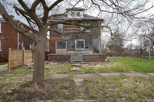 2224 Anderdon St, Detroit, MI, 48215-2631 | Card Image