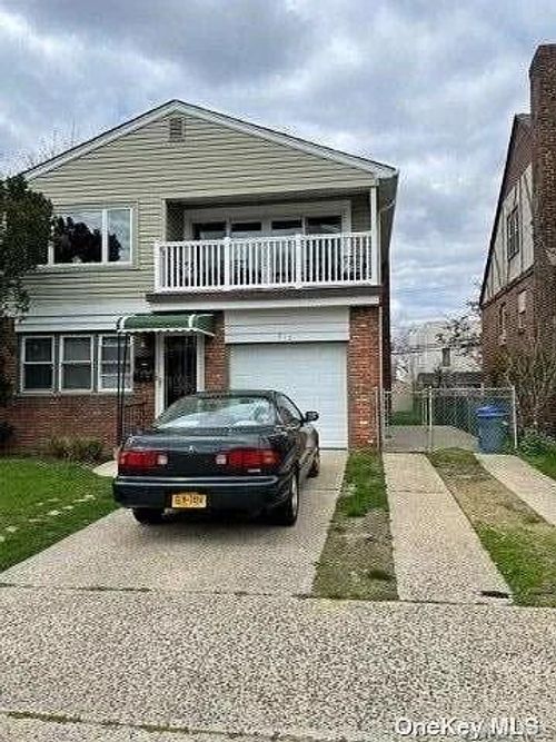 317 Olive St, Long Beach, NY, 11561-3615 | Card Image