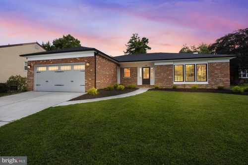 10 Warwick Ct, Mount Laurel, NJ, 08054-3139 | Card Image