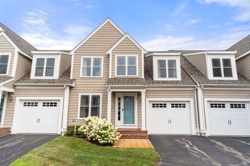 33-33 Barker Square Dr, Pembroke, MA, 02359-2225 | Card Image
