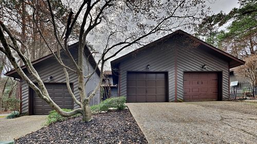 933 Creek Side Run, Fayetteville, NC, 28303-4372 | Card Image