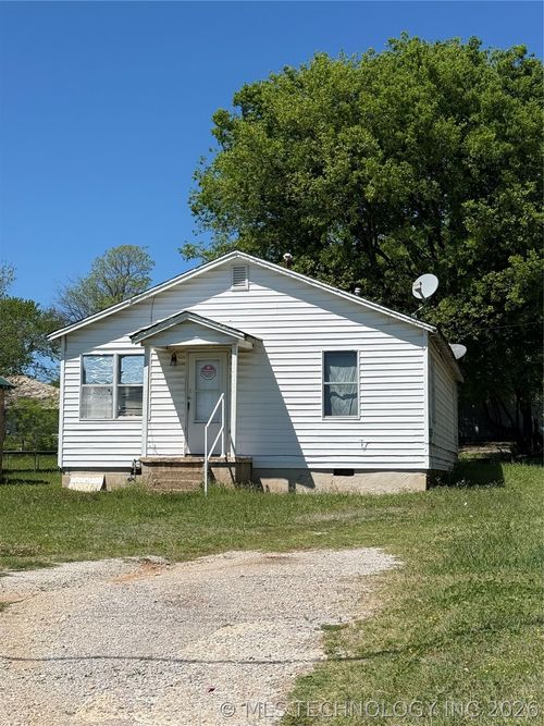 616 W Oklahoma Ave, Sulphur, OK, 73086-3618 | Card Image