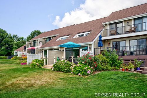 23-566 Wind Drift Ln, Spring Lake, MI, 49456-2168 | Card Image