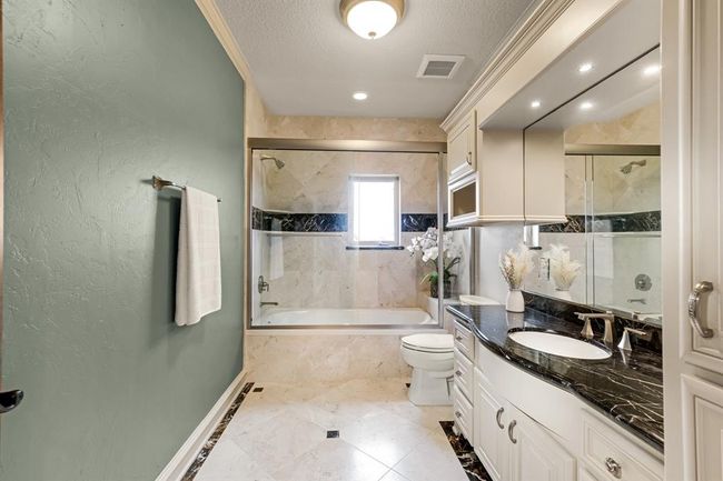 Secondary bathroom | Image 34