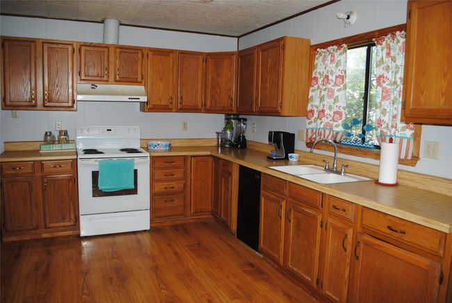 73 109, House other with 4 bedrooms, 3 bathrooms and null parking in Goldthwaite TX | Image 18