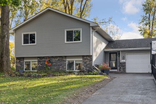 512 84th Ln Nw, Coon Rapids, MN, 55433-6025 | Card Image