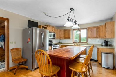 276 Bridge Street, House other with 3 bedrooms, 3 bathrooms and null parking in Sheldon VT | Image 2