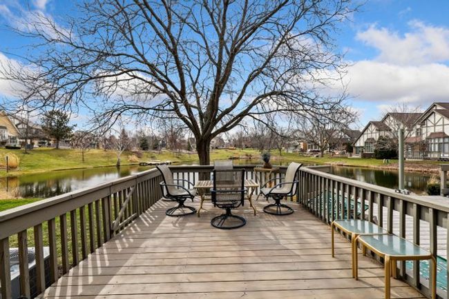 10647 Hollow Tree Rd, Home with 3 bedrooms, 4 bathrooms and null parking in Orland Park IL | Image 23