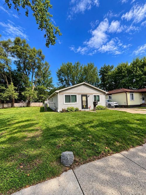 8661 Packard Avenue, Warren, MI, 48089 | Card Image