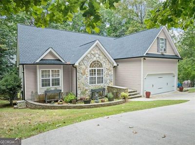 3433 Crown Drive, House other with 3 bedrooms, 3 bathrooms and 2 parking in Gainesville GA | Image 3