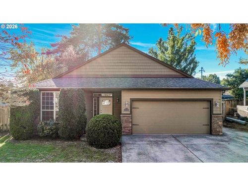 16528 Se Taylor St, Portland, OR, 97233 | Card Image
