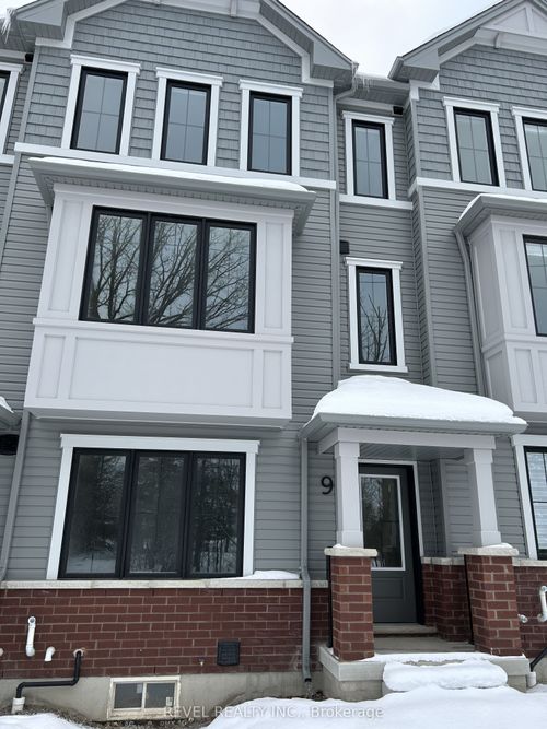 {{alt}} | Card Image