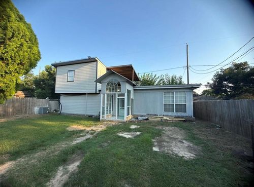 8412 Peekskill Ln, Houston, TX, 77075-3014 | Card Image