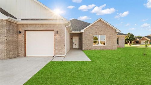 12800 Nw 6th St, Yukon, OK, 73099-8618 | Card Image