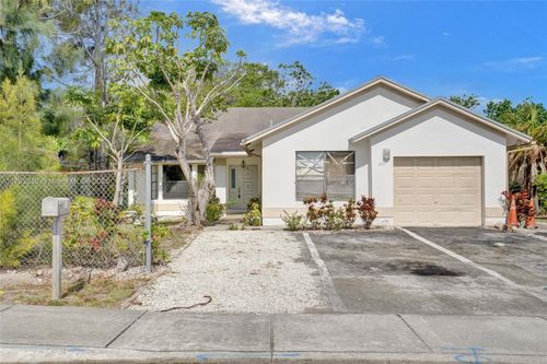2011 Sw 44th Ter, Fort Lauderdale, FL, 33317-5700 | Card Image