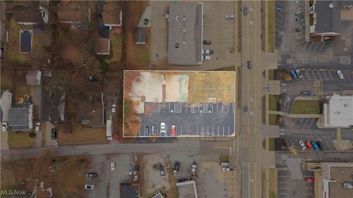 6082 Andrews Rd, Mentor-On-The-Lake, OH, 44060-2855 | Card Image