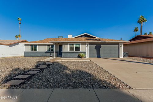 682 W Gail Dr, Chandler, AZ, 85225-6532 | Card Image