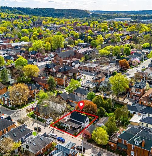 14 Reginald St, Hamilton, ON, L8P3X9 | Card Image