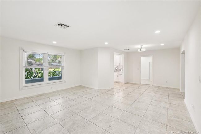 338 Winnachee Dr, House other with 2 bedrooms, 2 bathrooms and null parking in Stuart FL | Image 10