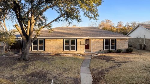 2412 Bengal Ln, Plano, TX, 75023-7802 | Card Image