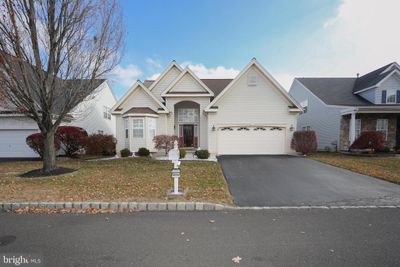 407 Homestead Circle, House other with 3 bedrooms, 2 bathrooms and null parking in WARRINGTON PA | Image 2