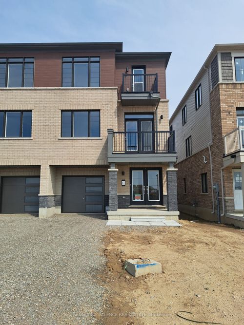67 Stanley Ave, Caledonia, ON, N3W0J8 | Card Image