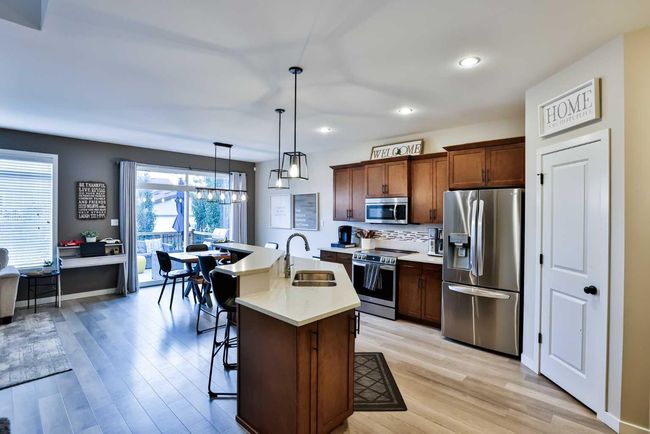 462 Mt Sundance Landing W, House other with 4 bedrooms, 4 bathrooms and 4 parking in Lethbridge AB | Image 5