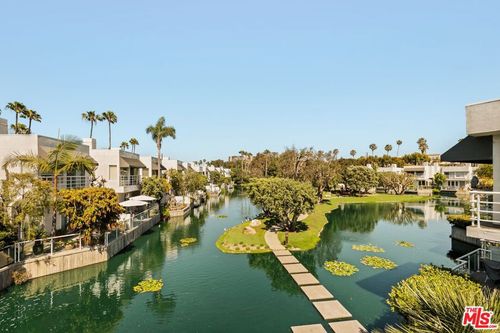 1-610 Harbor St, Venice, CA, 90291-5516 | Card Image