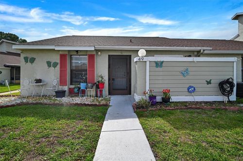 49 Pine Island Cir, Kissimmee, FL, 34743-8165 | Card Image